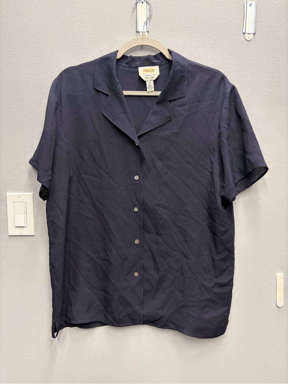 Vintage Talbots Black 100% Silk Short Sleeve button down Blouse 12
